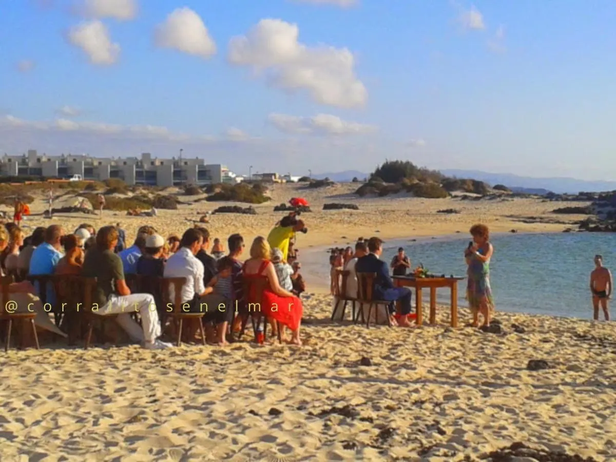 Cotillo Corralitos En El Mar Estudios